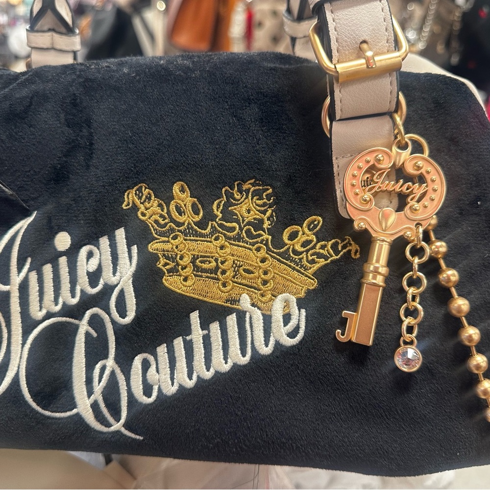 Juicy Couture Gold and Cream Key Holder